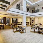 Oyo Townhouse 9 Hitech City